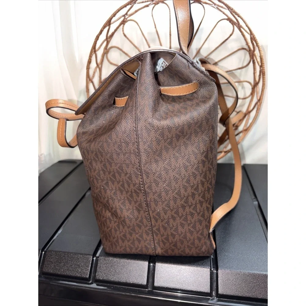 Preloved Michael Kors Junie Leather Medium Backpack Tan Brown Monogram SEE PICS‎